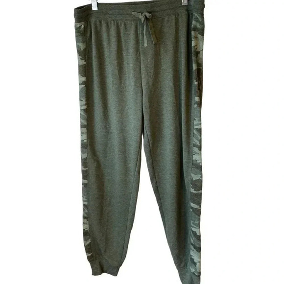 Splendid Casual Pull on  Khaki  Camo Joggers Pants Women size M - Picture 1 of 6